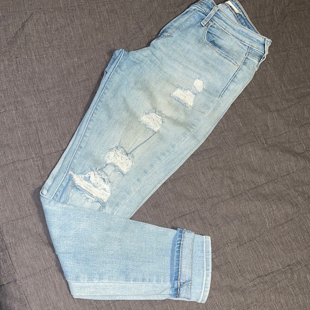 Levi’s High Rise Skinny Jeans (size 28)